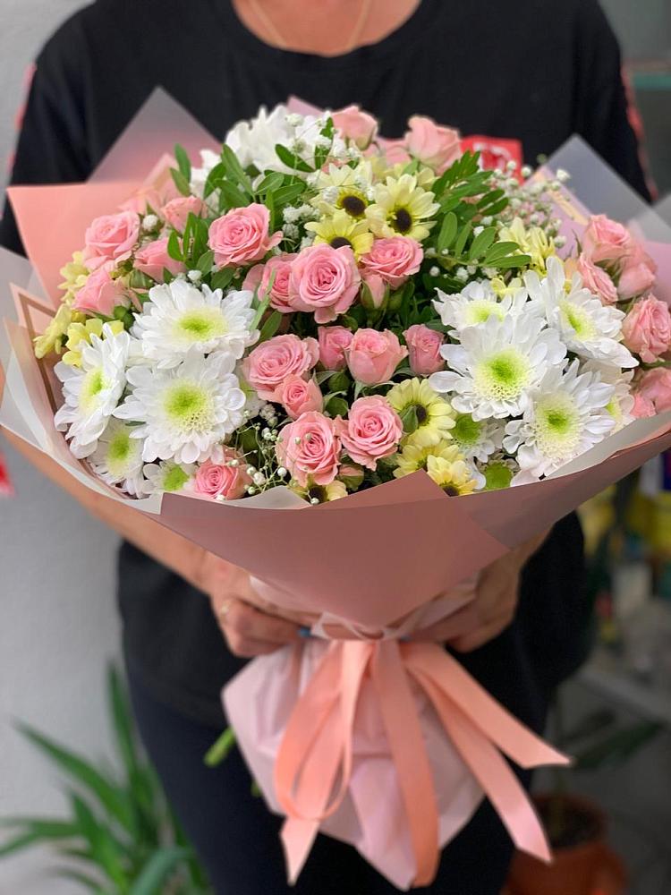 Букет цветов из: Розы и Хризантемы в Шалушке