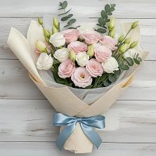 Букет цветов из:  Лизиантусы в Шалушке