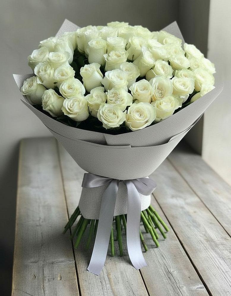 Букет 35 Белых роз в Шалушке