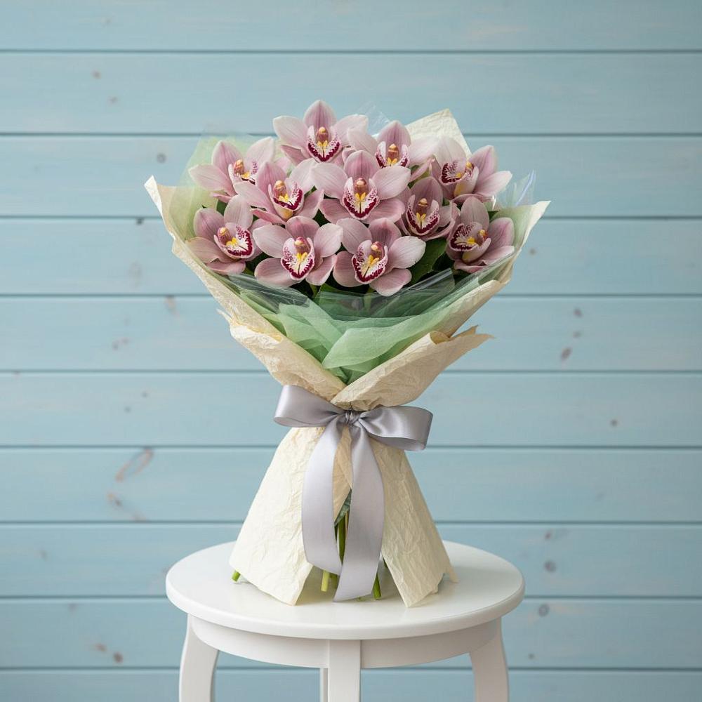 Букет цветов из: Орхидеи и Розы в Шалушке