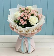 Букет цветов из:  Розы #REPLACE_PRED# Шалушке