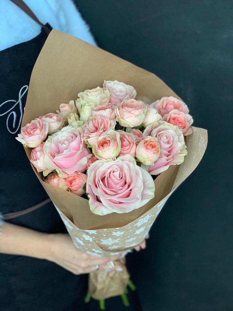 Букет цветов из: Хризантемы и Розы в Шалушке