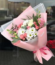 Букет цветов из:  Розы, Лизиантусы и Хризантемы в Шалушке
