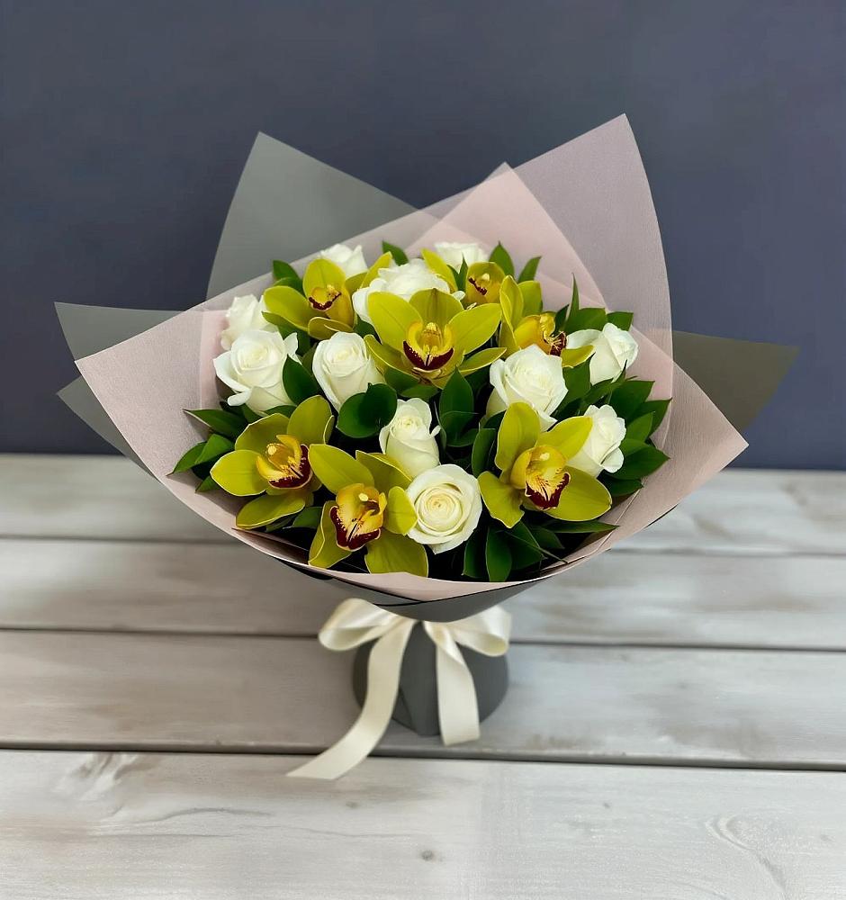 Букет цветов из: Орхидеи и Розы в Шалушке