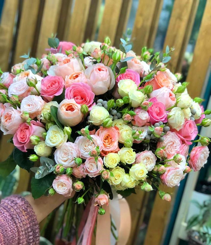 Букет цветов из: Розы в Шалушке