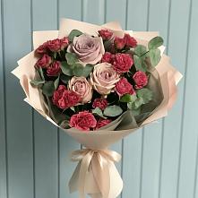 Букет цветов из:  Гвоздики и Розы в Шалушке