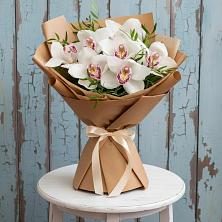 Букет цветов из:  Орхидеи и Розы в Шалушке